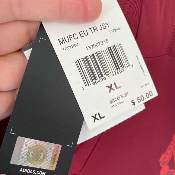 Adidas 2023/2024 Manchester United Training Soccer Jersey. - Picture 6 of 10